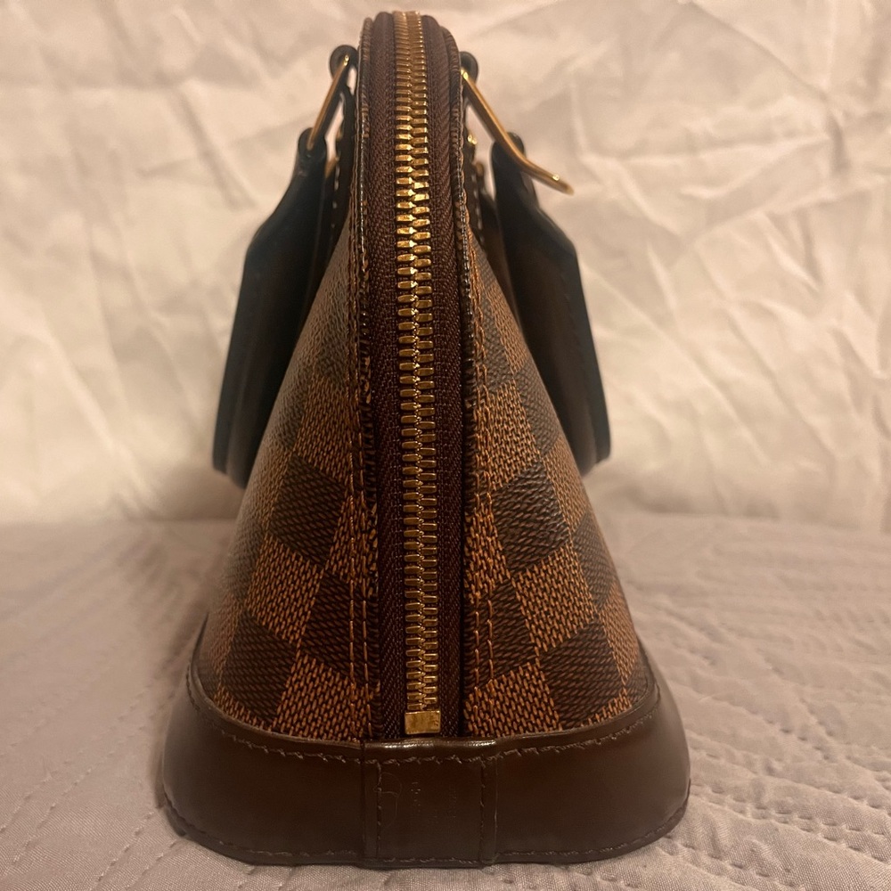 Louis Vuitton Alma BB - Picture 4 of 16